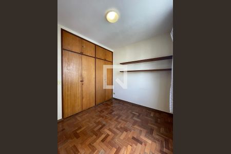 Quarto 2 de apartamento à venda com 3 quartos, 115m² em Santo Antônio, Belo Horizonte