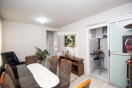 Sala de apartamento à venda com 3 quartos, 57m² em Maria Virgínia, Belo Horizonte