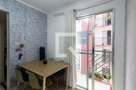 Sala de apartamento à venda com 2 quartos, 44m² em Vila Carmosina, São Paulo