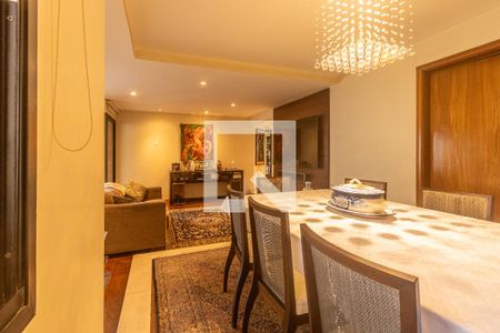 Sala de Jantar de apartamento à venda com 4 quartos, 220m² em Vila Uberabinha, São Paulo