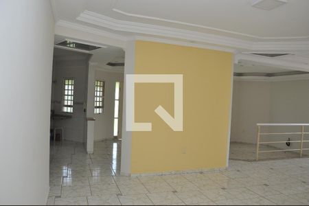 Sala de casa para alugar com 4 quartos, 243m² em Parque da Represa, Paulínia