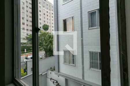 Vista Sala de apartamento para alugar com 2 quartos, 65m² em São João Batista, Belo Horizonte