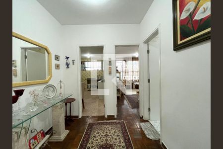 Corredor de casa à venda com 2 quartos, 270m² em Jardim Jabaquara, São Paulo