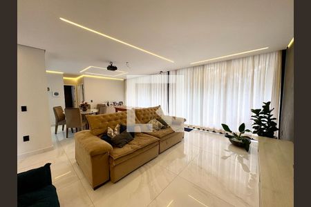 Sala de casa à venda com 4 quartos, 320m² em Jardim Brasil, Jundiaí