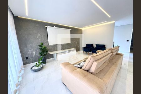 Sala de casa à venda com 4 quartos, 320m² em Jardim Brasil, Jundiaí