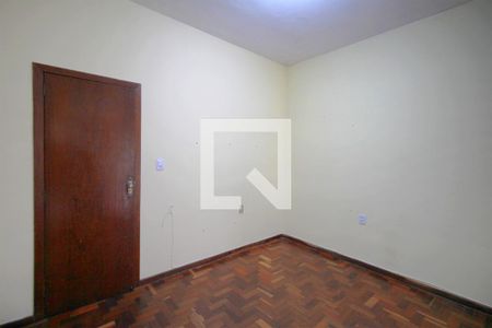 Sala de casa para alugar com 3 quartos, 250m² em Ipiranga, Belo Horizonte