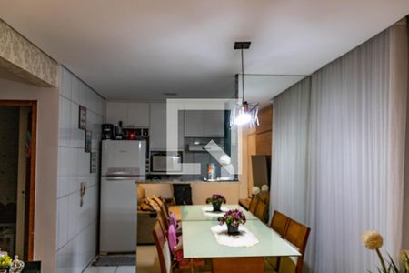 Sala de apartamento à venda com 2 quartos, 45m² em Camargos, Belo Horizonte