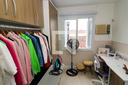 Casa de condomínio à venda com 240m², 4 quartos e 2 vagas Casa de condomínio à venda com 240m², 4 quartos e 2 vagasQuarto 2