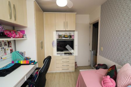 Casa de condomínio à venda com 240m², 4 quartos e 2 vagas Casa de condomínio à venda com 240m², 4 quartos e 2 vagasQuarto 1