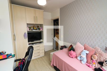 Casa de condomínio à venda com 240m², 4 quartos e 2 vagas Casa de condomínio à venda com 240m², 4 quartos e 2 vagasQuarto 1