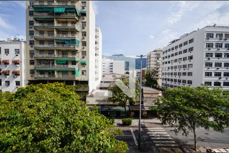 Vista da Sala de apartamento à venda com 2 quartos, 58m² em Vila Isabel, Rio de Janeiro