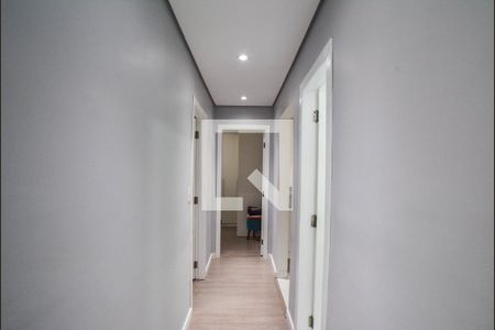 Corredor de apartamento para alugar com 2 quartos, 56m² em Jardim Ipanema, Santo André