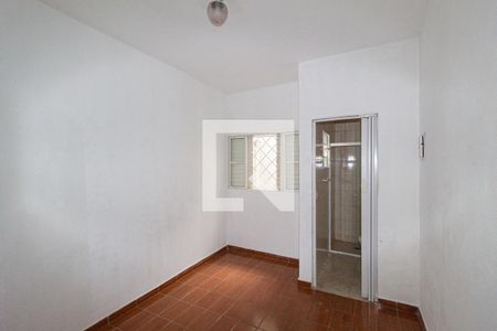 Quarto de casa para alugar com 1 quarto, 60m² em Km 18, Osasco