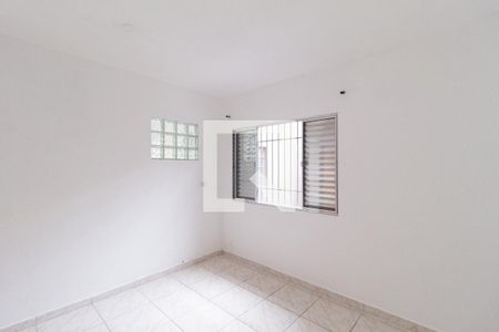 Quarto de casa para alugar com 1 quarto, 80m² em Km 18, Osasco