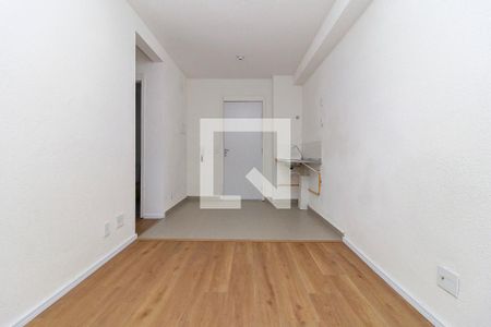 Sala de apartamento para alugar com 2 quartos, 37m² em Jardim São Luís, São Paulo