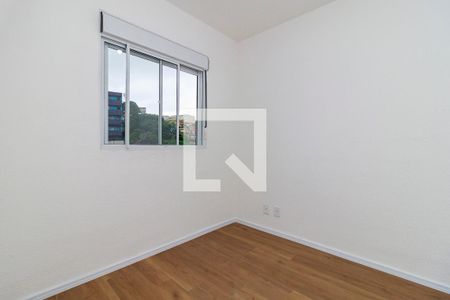 Quarto 1 de apartamento para alugar com 2 quartos, 37m² em Jardim São Luís, São Paulo