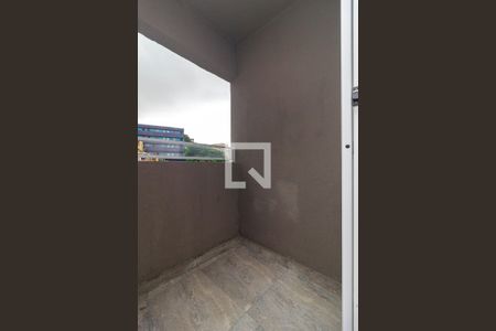 Varanda - Área de Serviço de apartamento para alugar com 2 quartos, 37m² em Jardim São Luís, São Paulo