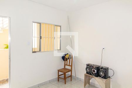 Sala de casa para alugar com 1 quarto, 60m² em Jardim Rosina, São Paulo