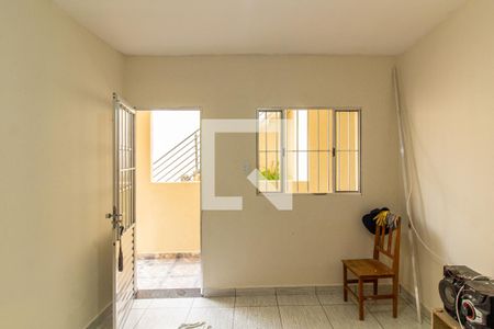 Sala de casa para alugar com 1 quarto, 60m² em Jardim Rosina, São Paulo