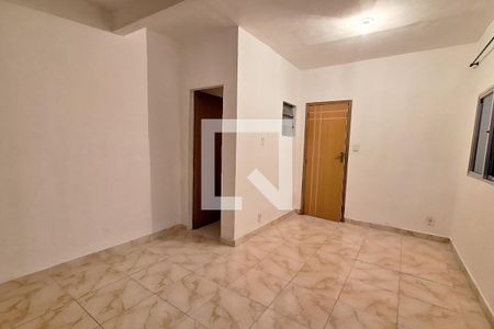 Sala de casa para alugar com 1 quarto, 42m² em Jardim Primavera, Duque de Caxias