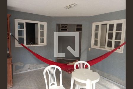 Casa à venda com 7 quartos, 360m² em Maravista, Niterói