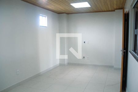 Sala/Quarto 1 de casa para alugar com 2 quartos, 90m² em Setor Crimeia Oeste, Goiânia