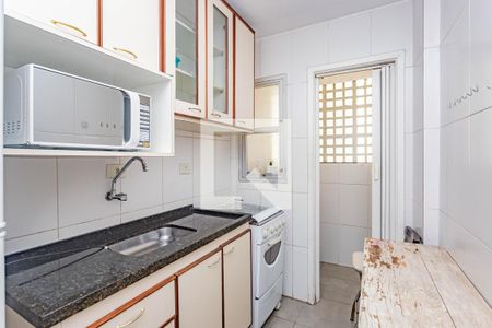 Cozinha de apartamento à venda com 1 quarto, 32m² em Liberdade, São Paulo