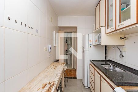 Cozinha de apartamento à venda com 1 quarto, 32m² em Liberdade, São Paulo