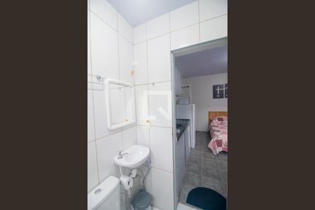 Banheiro de kitnet/studio para alugar com 1 quarto, 25m² em Tropical, Contagem