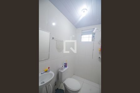 Banheiro de kitnet/studio para alugar com 1 quarto, 22m² em Tropical, Contagem