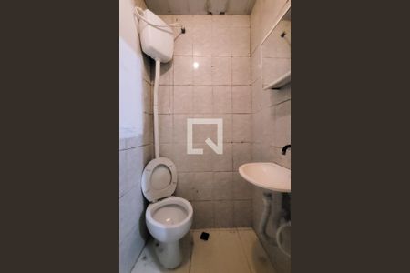 Banheiro de casa para alugar com 1 quarto, 70m² em Jardim Ana Maria, Santo André