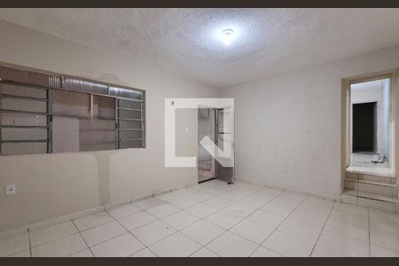 Sala de casa para alugar com 1 quarto, 70m² em Jardim Ana Maria, Santo André