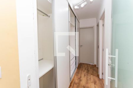 Corredor  de apartamento à venda com 3 quartos, 66m² em Centro, Diadema