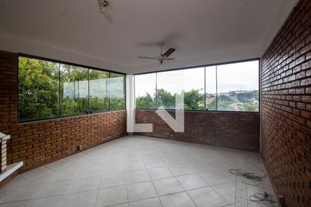 Casa à venda com 400m², 5 quartos e 4 vagas Casa à venda com 400m², 5 quartos e 4 vagasQuarto 4