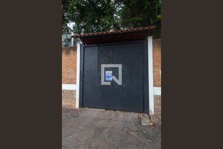 Casa à venda com 400m², 5 quartos e 4 vagas Casa à venda com 400m², 5 quartos e 4 vagasPlaca