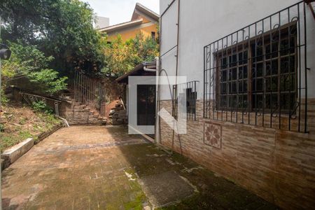 Casa à venda com 400m², 5 quartos e 4 vagas Casa à venda com 400m², 5 quartos e 4 vagasQuintal