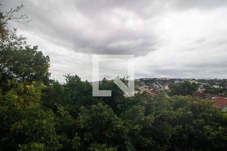 Casa à venda com 400m², 5 quartos e 4 vagas Casa à venda com 400m², 5 quartos e 4 vagasVista