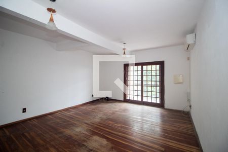 Casa à venda com 400m², 5 quartos e 4 vagas Casa à venda com 400m², 5 quartos e 4 vagasQuarto 2