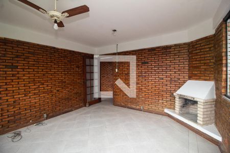 Casa à venda com 400m², 5 quartos e 4 vagas Casa à venda com 400m², 5 quartos e 4 vagasQuarto 4