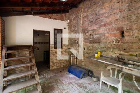 Casa à venda com 400m², 5 quartos e 4 vagas Casa à venda com 400m², 5 quartos e 4 vagasÁrea comum - Churrasqueira