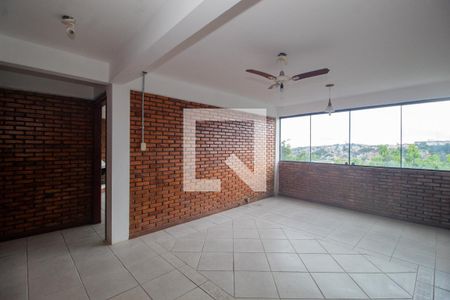 Casa à venda com 400m², 5 quartos e 4 vagas Casa à venda com 400m², 5 quartos e 4 vagasQuarto 5