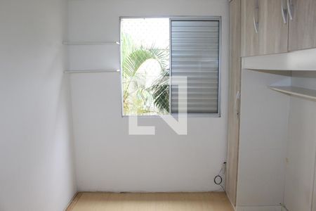 Quarto 1 de apartamento para alugar com 2 quartos, 50m² em Jardim Santa Izabel, Cotia