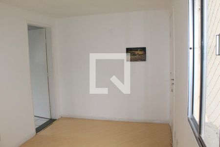 Sala de apartamento para alugar com 2 quartos, 50m² em Jardim Santa Izabel, Cotia