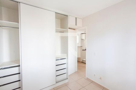 Quarto 1 de apartamento para alugar com 2 quartos, 49m² em Martins, Uberlândia