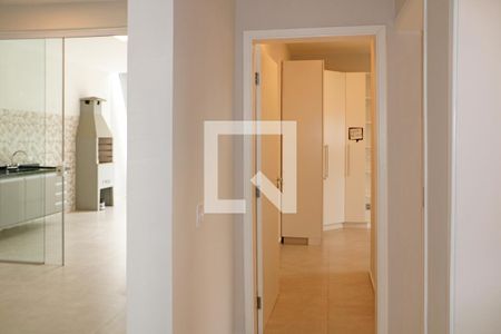 Sala de casa para alugar com 3 quartos, 132m² em Vila Savian, Vinhedo