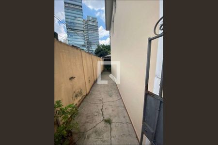 Casa à venda com 2 quartos, 92m² em Vila Uberabinha, São Paulo