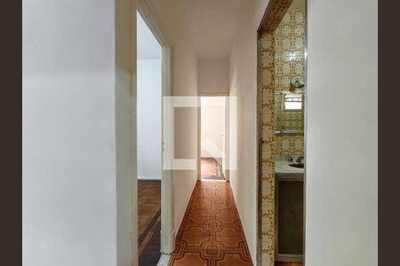 Corredor de apartamento para alugar com 2 quartos, 55m² em São Cristóvão, Rio de Janeiro