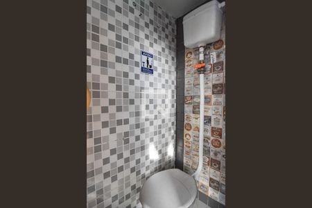 Casa à venda com 765m², 4 quartos e 5 vagas Casa à venda com 765m², 4 quartos e 5 vagasÁrea comum