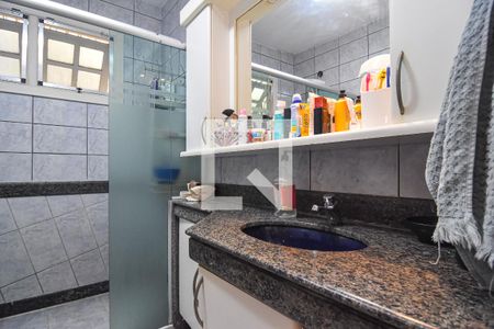 Casa à venda com 765m², 4 quartos e 5 vagas Casa à venda com 765m², 4 quartos e 5 vagasBanheiro