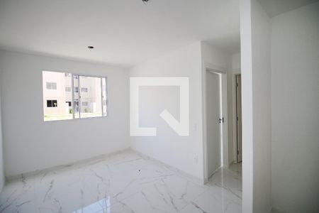 Sala de apartamento para alugar com 2 quartos, 36m² em Brás de Pina, Rio de Janeiro